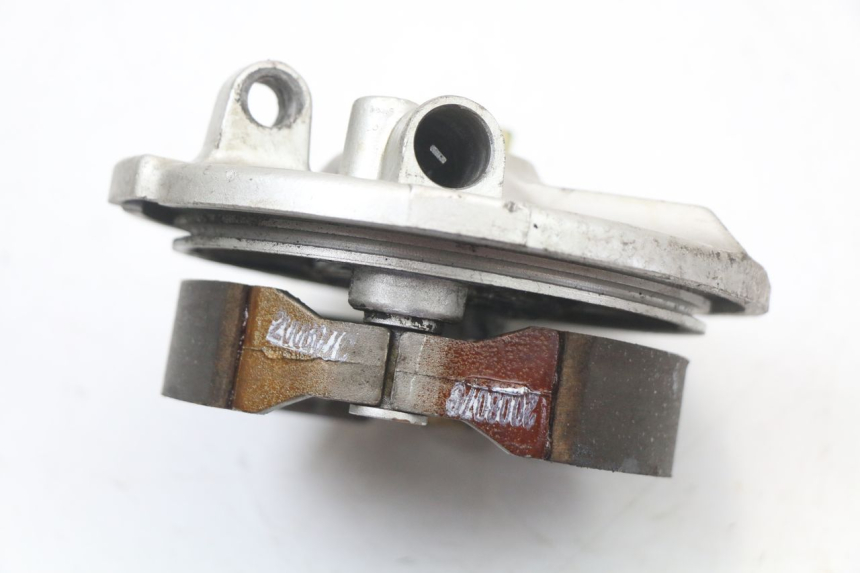 photo de BREMSTROMMEL VORNE KYMCO AGILITY PREMIUM 50 (2007 - 2010) - Zoom auf Gebrauchszustand