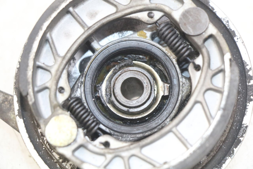 photo de VORDERRADBREMSBACKE PEUGEOT LUDIX 50 (2005 - 2007) - Gesamtansicht des Produkts