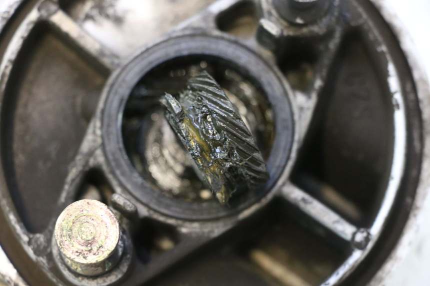 photo de BREMSTROMMEL VORNE PEUGEOT LUDIX ONE 50 (2004 - 2006) - Zoom auf Gebrauchszustand