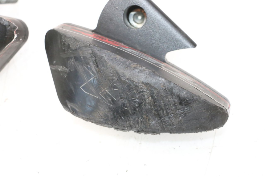 photo de STURZPADS SUZUKI GSR 600 (2005 - 2012) - Details der Befestigungspunkte