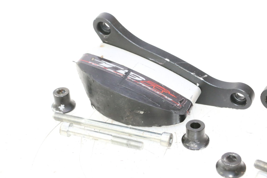 photo de STURZPADS SUZUKI SV S 650 (2003 - 2009) - Charakteristische Merkmale
