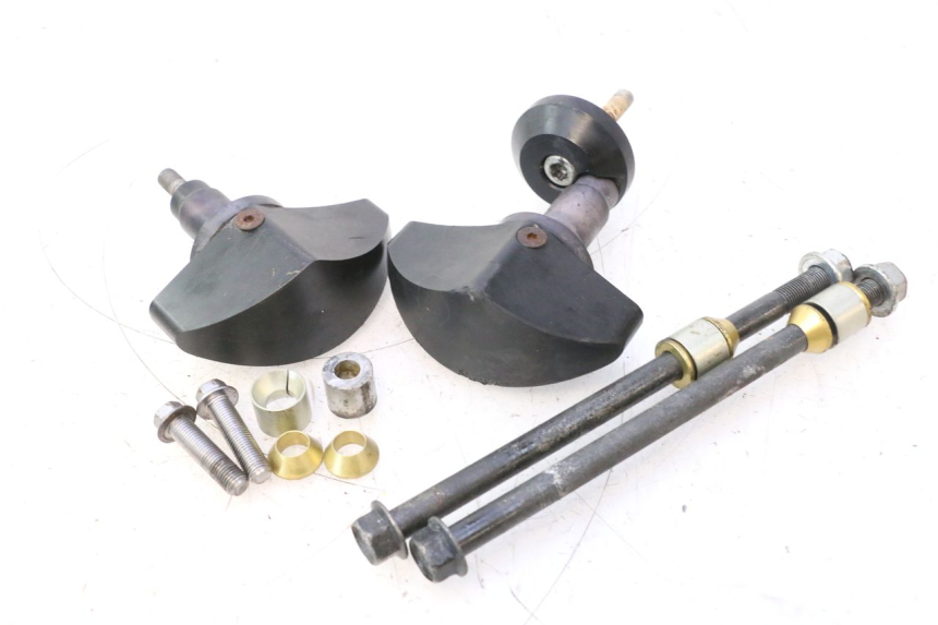photo de STURZPADS YAMAHA YZF R6 600 (2008 - 2009) - Charakteristische Merkmale
