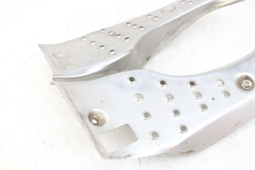 photo de TRITTBRETT VERKLEIDUNG GUMMI ADIVA AD3 300 (2014 - 2020) - Technische Nahaufnahme