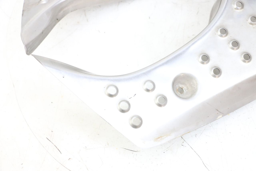 photo de TRITTBRETT VERKLEIDUNG GUMMI ADIVA AD3 300 (2014 - 2020) - Oberflächenzustand und Material