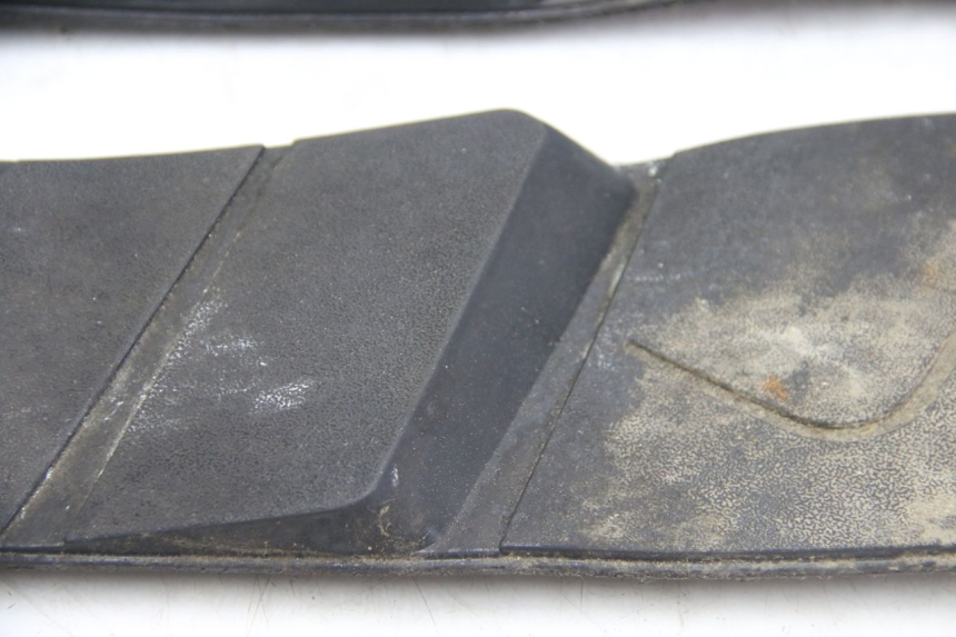 photo de FUßRAUMMATTE APRILIA ATLANTIC 500 (2002 - 2003) - Zoom auf Komponenten