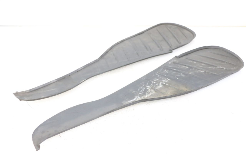 photo de TRITTBRETT VERKLEIDUNG GUMMI BMW C1 125 (2000 - 2003) - Hauptansicht