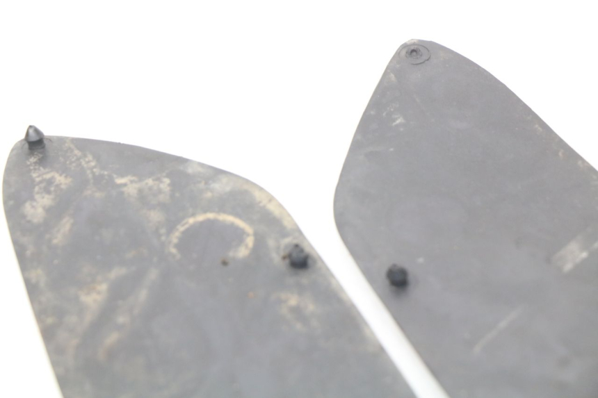 photo de TRITTBRETT VERKLEIDUNG GUMMI ERIDER CARGO 1 (2009 - 2018) - Technische Nahaufnahme