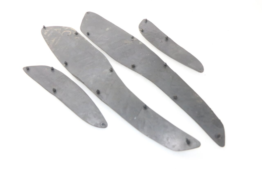 photo de TRITTBRETT VERKLEIDUNG GUMMI ERIDER CARGO 1 (2009 - 2018) - Gesamtansicht des Produkts