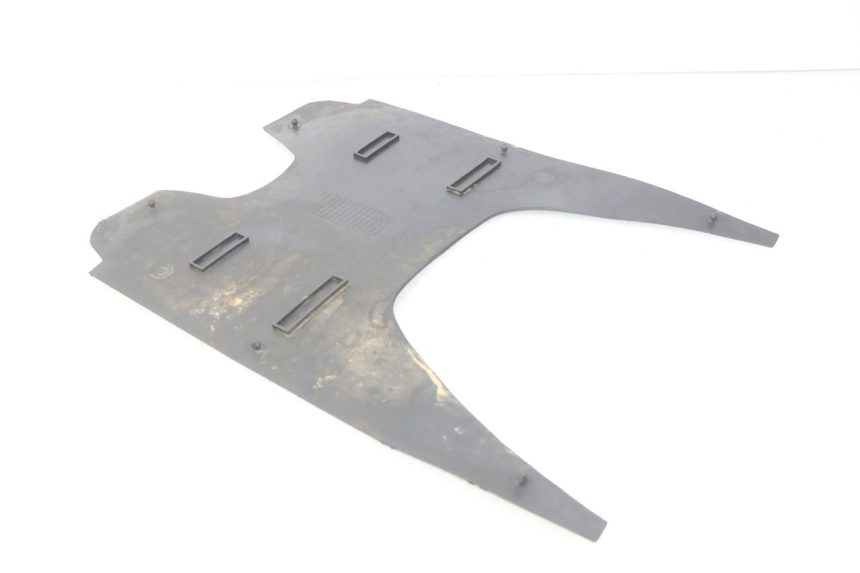 photo de FUßRAUMMATTE SUZUKI CP 80 (1985 - 1996) - Detailansicht des Bauteils