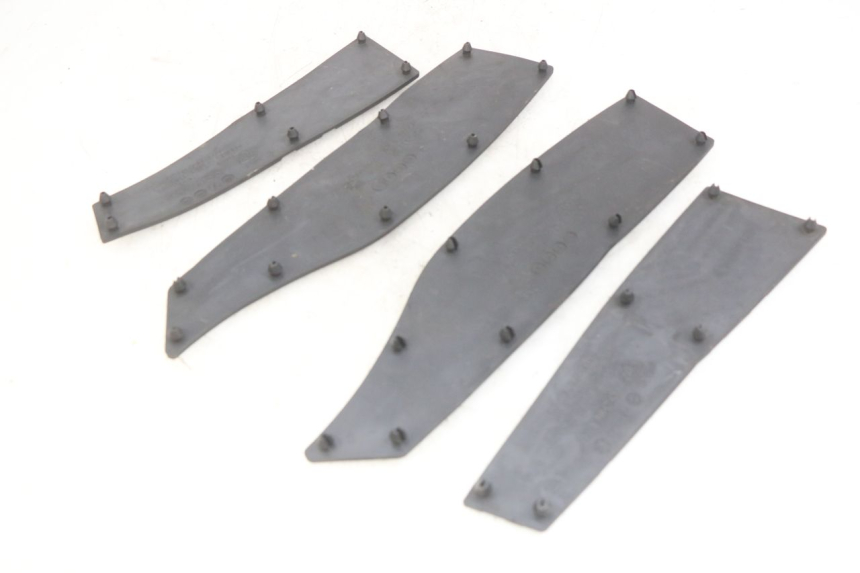 photo de FUSSRAUMMATTE KYMCO DOWNTOWN ABS 125 (2015 - 2017) - Detailansicht des Bauteils