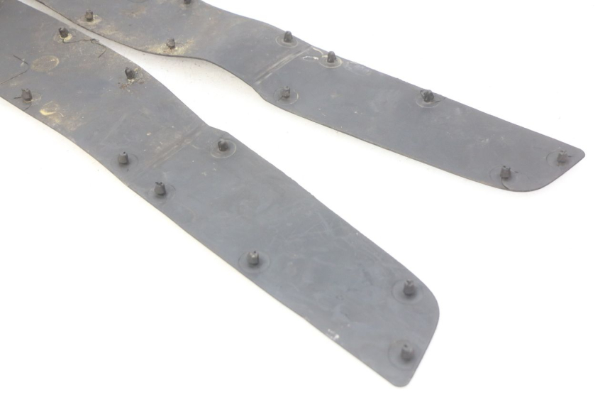 photo de FUßRAUMMATTE HONDA FES PANTHEON 2T 125 (1998 - 2002) - Alternative Perspektive