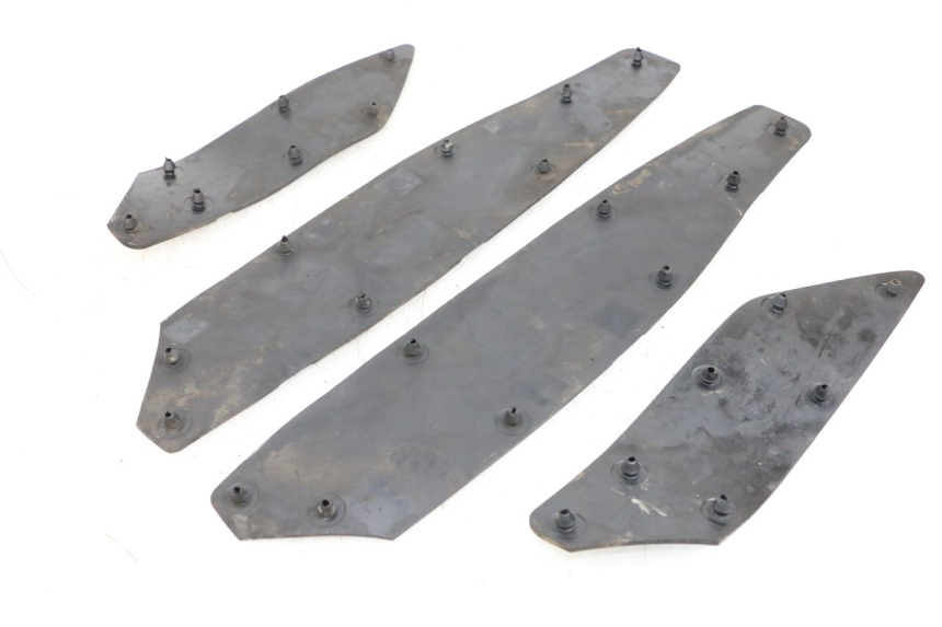 photo de FUßRASTENMATTE HONDA FES S-WING SWING ABS 125 (2007 - 2015) - Detailansicht des Bauteils