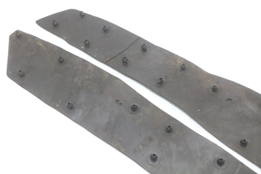 photo de TRITTBRETT VERKLEIDUNG GUMMI HONDA FJS SILVER WING SILVERWING 400 (2005 - 2008) - Gesamtansicht des Produkts