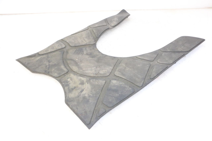 photo de TRITTBRETT VERKLEIDUNG GUMMI KYMCO GRAND DINK 125 (2008 - 2014) - Zoom auf Gebrauchszustand