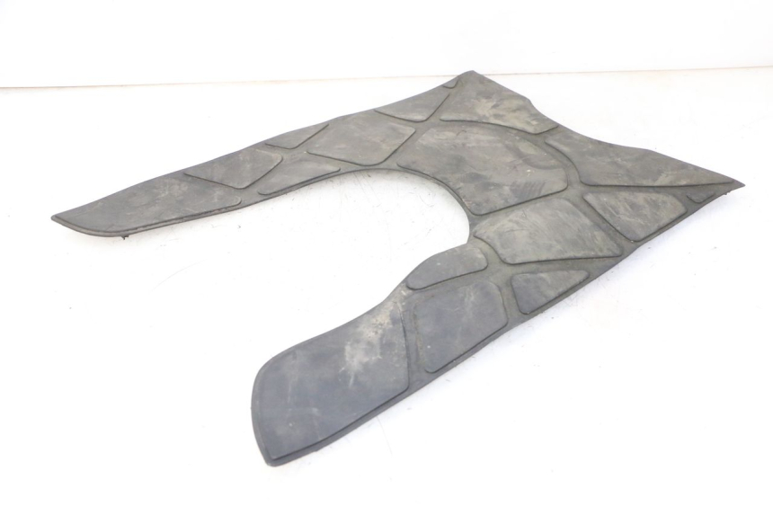 photo de TRITTBRETT VERKLEIDUNG GUMMI KYMCO GRAND DINK 125 (2008 - 2014) - Alternative Perspektive