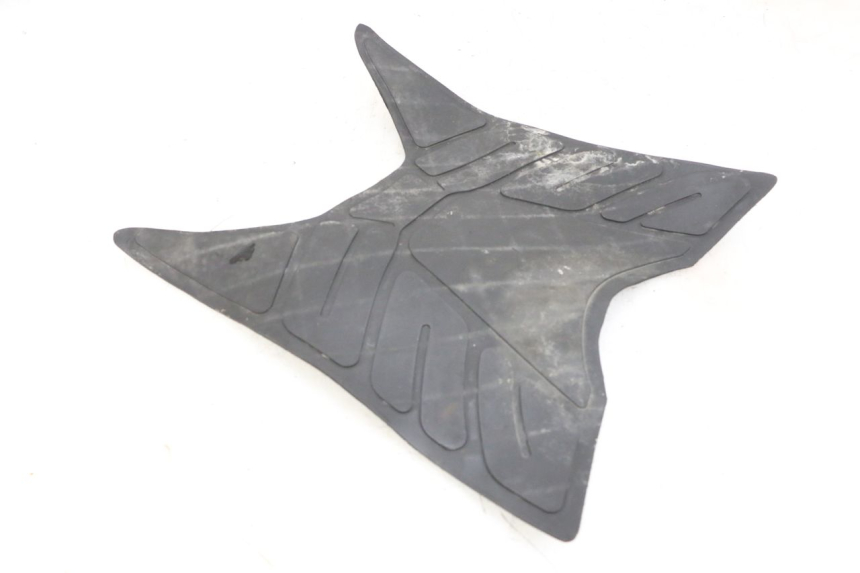 photo de TRITTBRETT VERKLEIDUNG GUMMI EUROCKA GTR 50 (2018 - 2021) - Technische Nahaufnahme