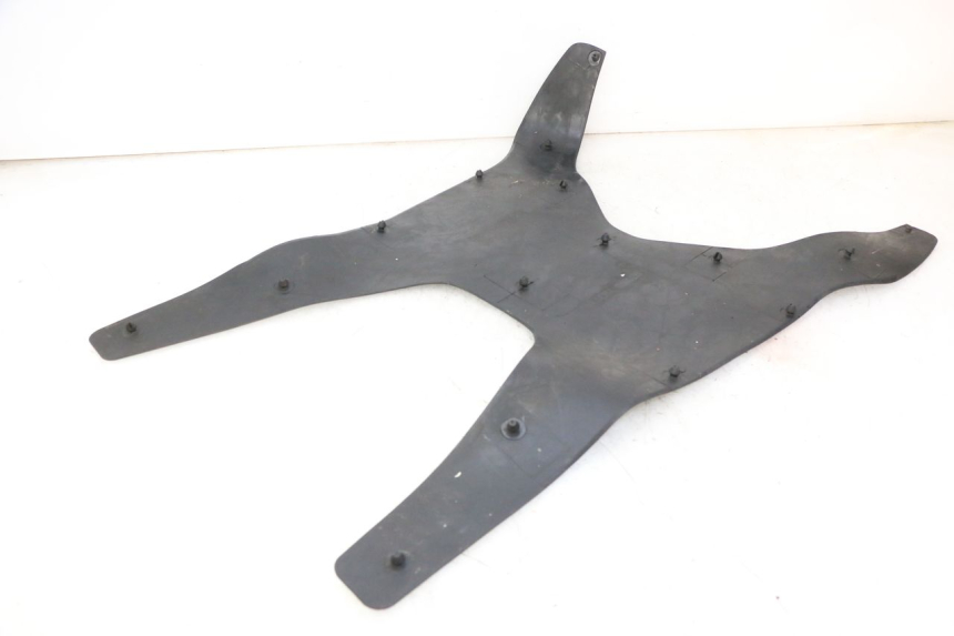 photo de TRITTBRETT VERKLEIDUNG GUMMI DAELIM HISTORY 125 (2001 - 2002) - Detailansicht des Bauteils