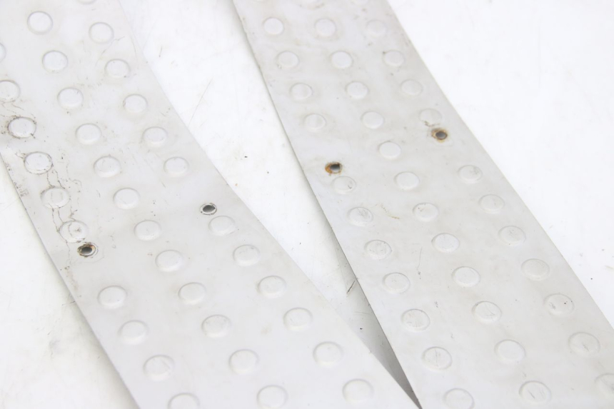 photo de FUßRAUMMATTE REVATTO IMPERATOR 125 (2007 - 2015) - Zoom auf Gebrauchszustand