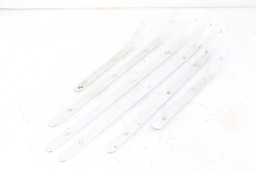 photo de TRITTBRETT VERKLEIDUNG GUMMI JM MOTORS VX 125 (2022 - 2025) - Hauptansicht