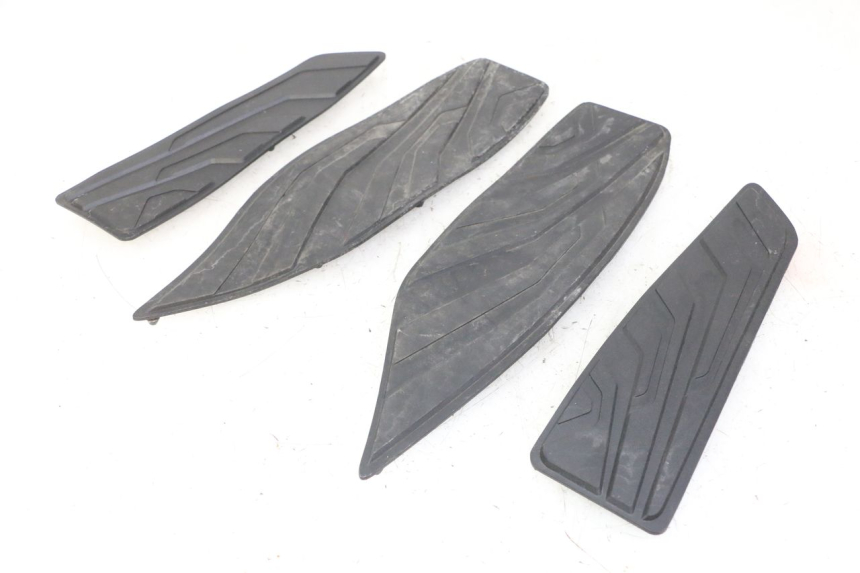 photo de TRITTBRETT VERKLEIDUNG GUMMI SYM JOYMAX 125 (2010 - 2017) - Hauptansicht