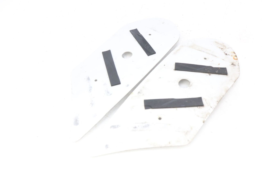 photo de FUßRAUMMATTE PEUGEOT KISBEE 2T 50 (2010 - 2017) - Detailansicht des Bauteils