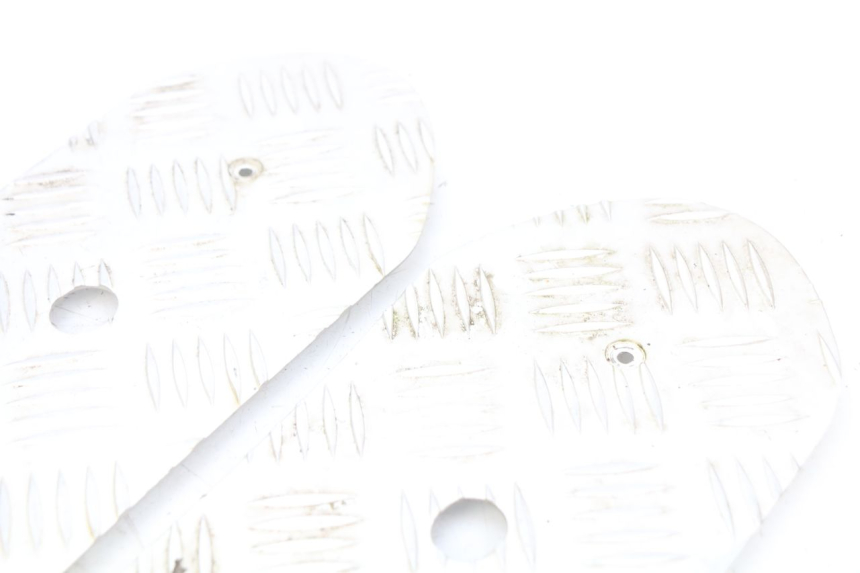 photo de FUßRAUMMATTE PEUGEOT KISBEE 2T 50 (2010 - 2017) - Technische Nahaufnahme