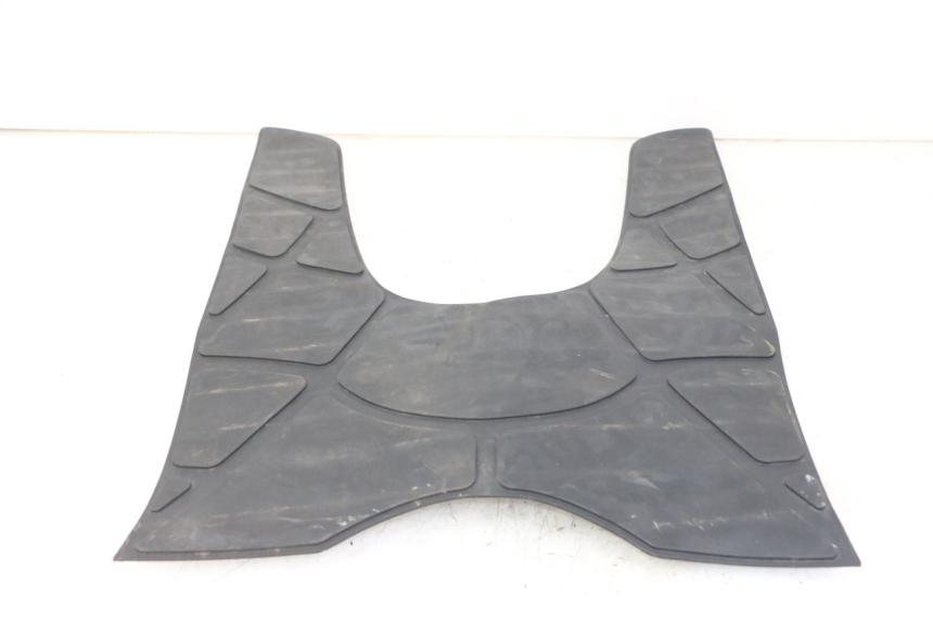 photo de TRITTBRETT VERKLEIDUNG GUMMI KYMCO GRAND DINK 125 (2008 - 2014) - Alternative Perspektive