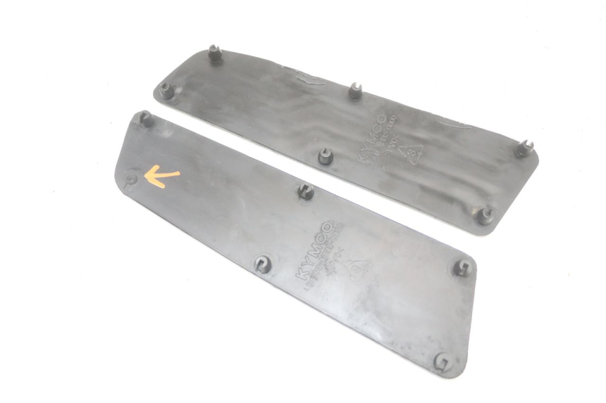 photo de FUßRAUMMATTE KYMCO X-TOWN XTOWN 125 (2016 - 2021) - Details der Befestigungspunkte