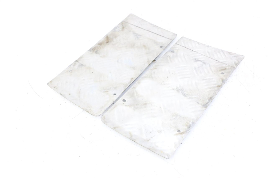 photo de TRITTBRETT VERKLEIDUNG GUMMI LIGIER PULSE 3 1 (2014 - 2020) - Detailansicht des Bauteils