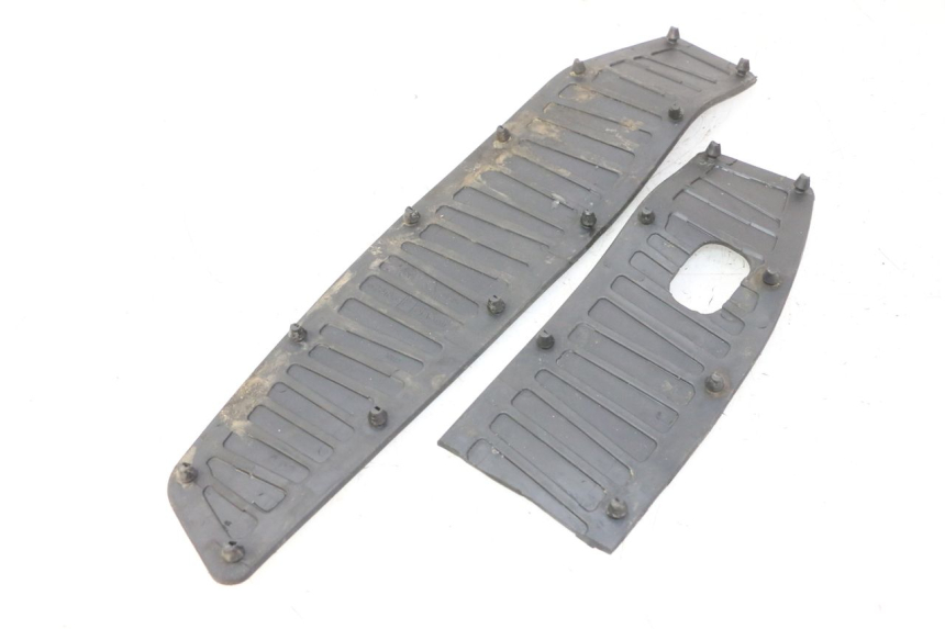 photo de FUßRAUMMATTE PIAGGIO MP3 RL 250 (2006 - 2010) - Detailansicht des Bauteils