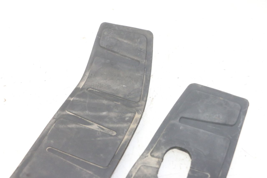 photo de FUßRAUMMATTE PIAGGIO MP3 RL 250 (2006 - 2010) - Alternative Perspektive