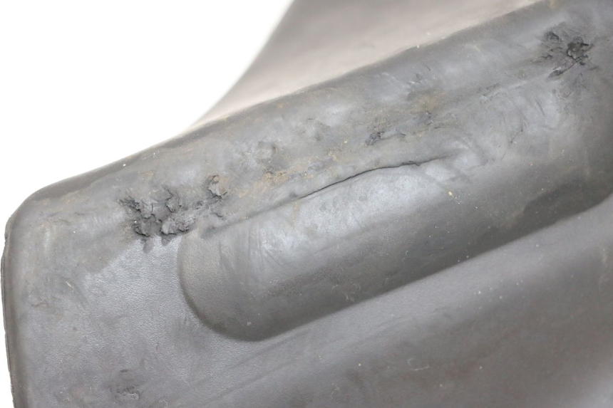 photo de TRITTBRETT VERKLEIDUNG GUMMI YAMAHA NEO'S CORE 1 (2022 - 2026) - Geprüftes Gebrauchtteil