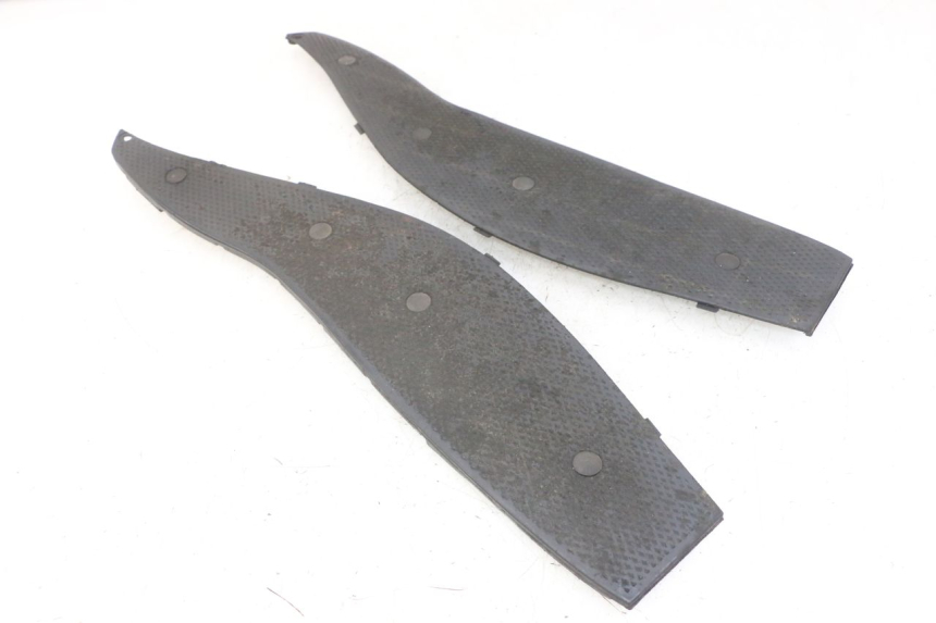 photo de FUßRASTENMATTE GILERA NEXUS 125 (2009 - 2013) - Zoom auf Gebrauchszustand