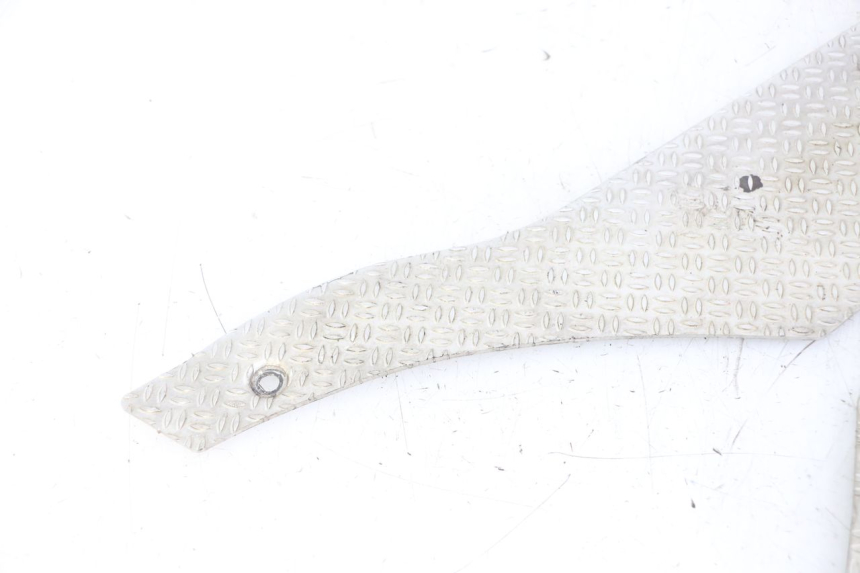 photo de TRITTBRETT VERKLEIDUNG GUMMI PIAGGIO NRG POWER PUREJET 50 (2018 - 2021) - Geprüftes Gebrauchtteil