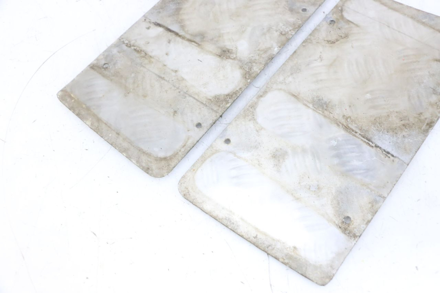 photo de TRITTBRETT VERKLEIDUNG GUMMI LIGIER PULSE 3 1 (2014 - 2020) - Alternative Perspektive