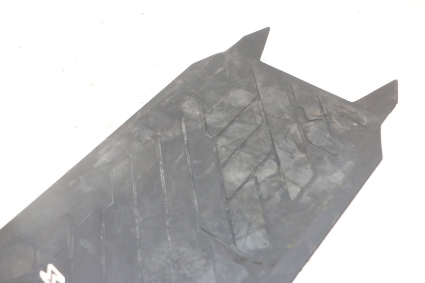 photo de TRITTBRETT VERKLEIDUNG GUMMI PUNK ELECTRIC RIDER 1 - Alternative Perspektive