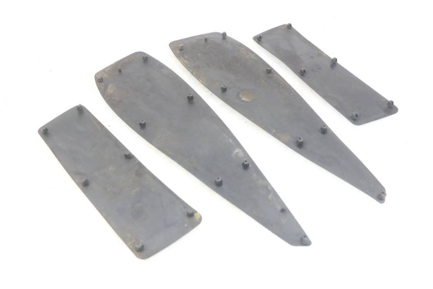 photo de FUßRAUMMATTE PEUGEOT SATELIS 125 (2010 - 2012) - Detailansicht des Bauteils