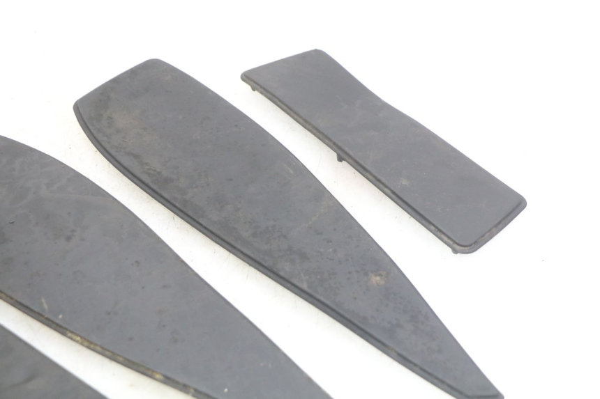 photo de FUßRAUMMATTE PEUGEOT SATELIS 125 (2010 - 2012) - Alternative Perspektive