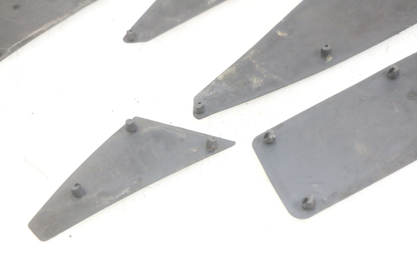 photo de FUßRAUMMATTE PEUGEOT SATELIS 125 (2006 - 2009) - Alternative Perspektive