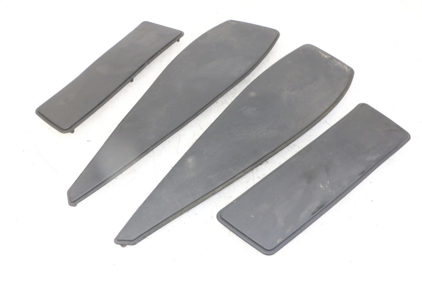 photo de TRITTBRETT VERKLEIDUNG GUMMI PEUGEOT SATELIS 125 (2013 - 2018) - Hauptansicht