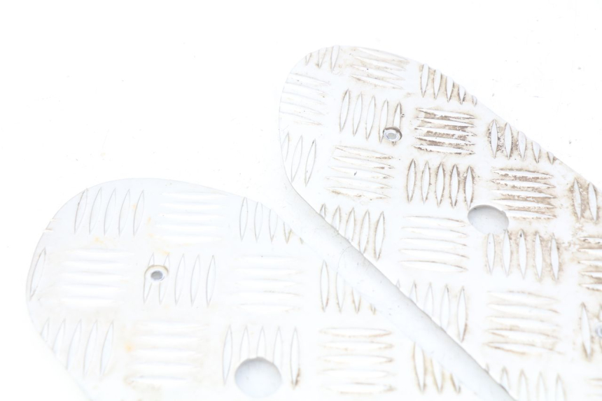 photo de FUßRAUMMATTE PEUGEOT STREETZONE 4T 50 (2018 - 2023) - Alternative Perspektive