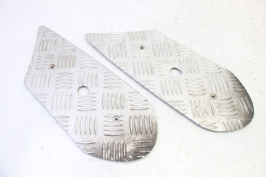 photo de TRITTBRETT VERKLEIDUNG GUMMI PEUGEOT STREETZONE I 2T 50 (2018 - 2020) - Hauptansicht