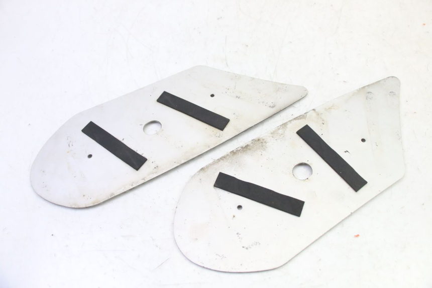 photo de TRITTBRETT VERKLEIDUNG GUMMI PEUGEOT STREETZONE I 2T 50 (2018 - 2020) - Gesamtansicht des Produkts