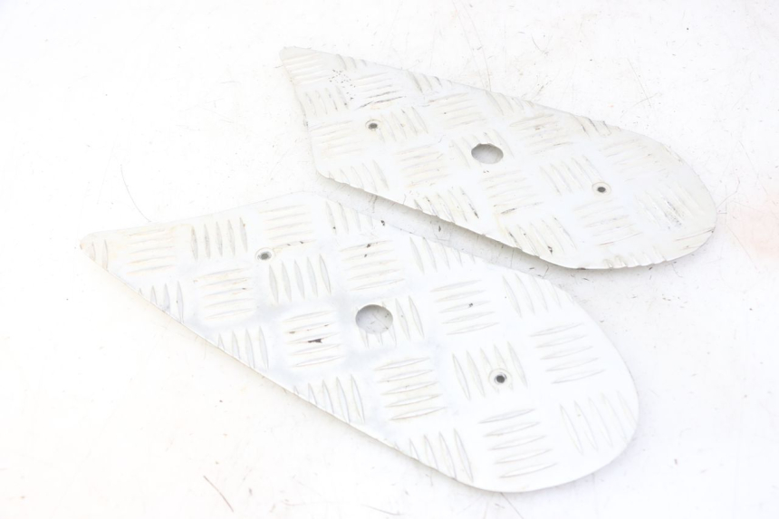 photo de TRITTBRETT VERKLEIDUNG GUMMI PEUGEOT STREETZONE I NAKED 2T 50 (2018 - 2020) - Hauptansicht