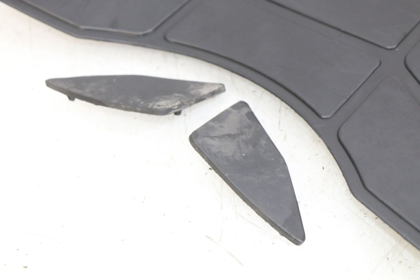 photo de FUßRAUMMATTE PEUGEOT SV 125 (1991 - 1994) - Alternative Perspektive