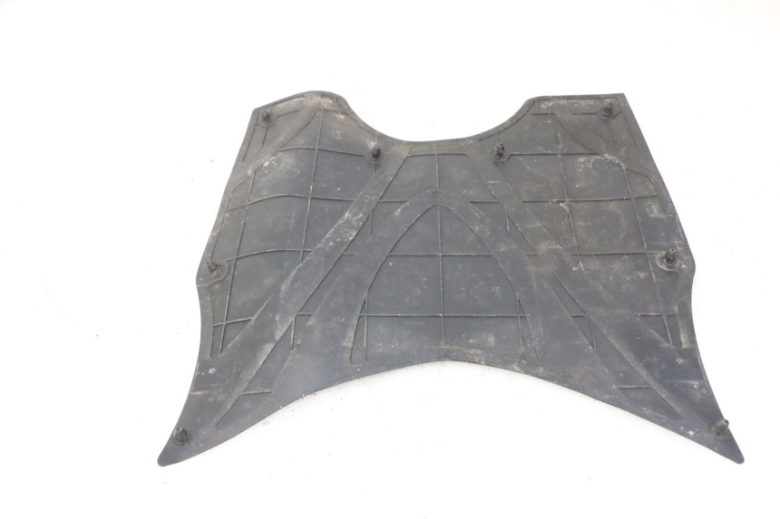 photo de TRITTBRETT VERKLEIDUNG GUMMI MBK WAAP 125 (2008 - 2013) - Zoom auf Gebrauchszustand