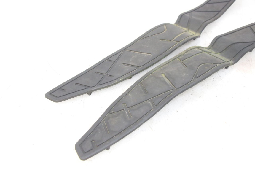 photo de TRITTBRETT VERKLEIDUNG GUMMI KYMCO X-CITING XCITING 400 (2014 - 2018) - Alternative Perspektive