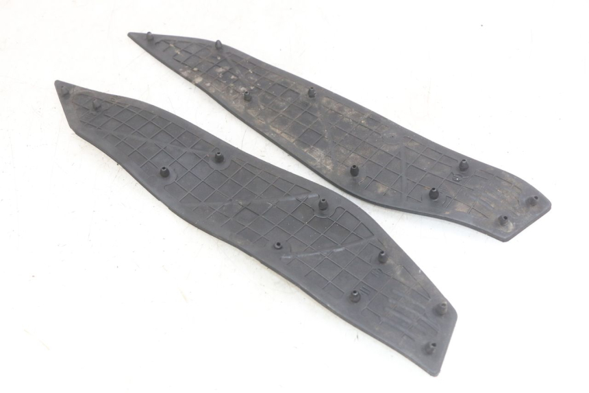 photo de FUßRAUMMATTE YAMAHA X-MAX XMAX 250 (2006 - 2009) - Detailansicht des Bauteils