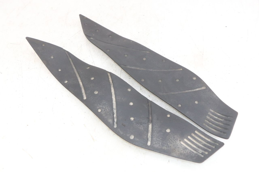 photo de FUßRAUMMATTE YAMAHA X-MAX XMAX 250 (2006 - 2009) - Zoom auf Gebrauchszustand