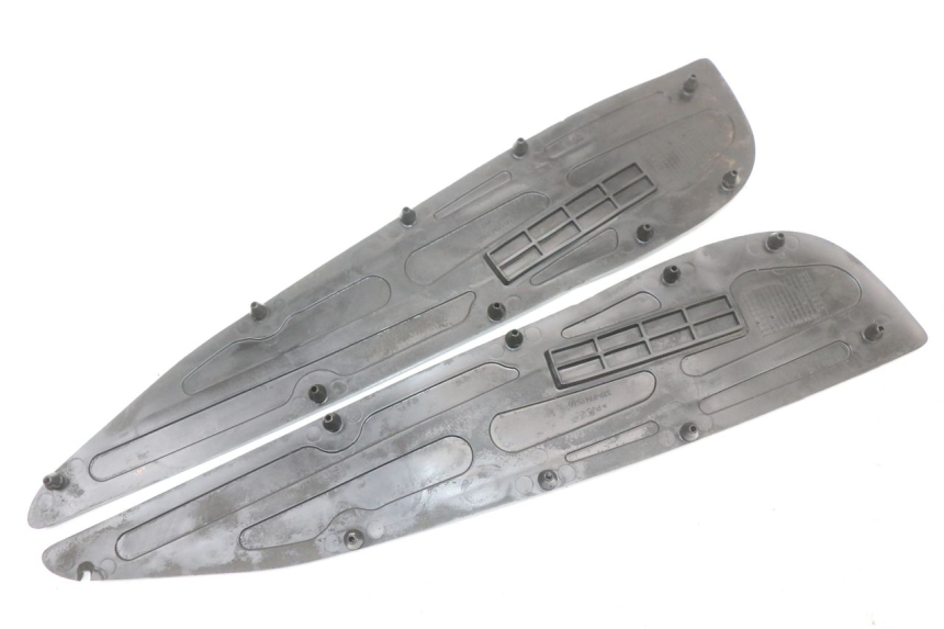 photo de FUßRAUMMATTE YAMAHA X-MAX XMAX 125 (2010 - 2013) - Zoom auf Gebrauchszustand